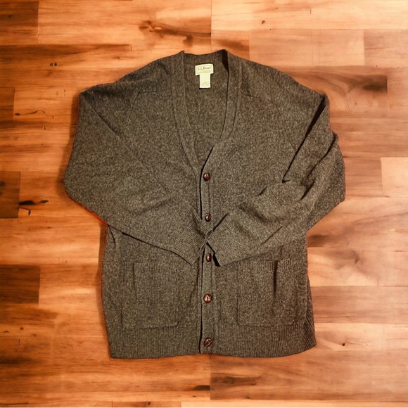 L.L. Bean Sweaters Ll Bean 0 Lambswool 2 Pocket Cardigan Size